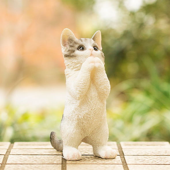 [デバリエ] cn76 猫の置物 インテリア ガーデニング オーナメント 猫 好き な 人 へ の プレゼント 誕生日プレゼント 女性 レジン製 ギフト 最適なプレゼント (おねがいサバトラ)