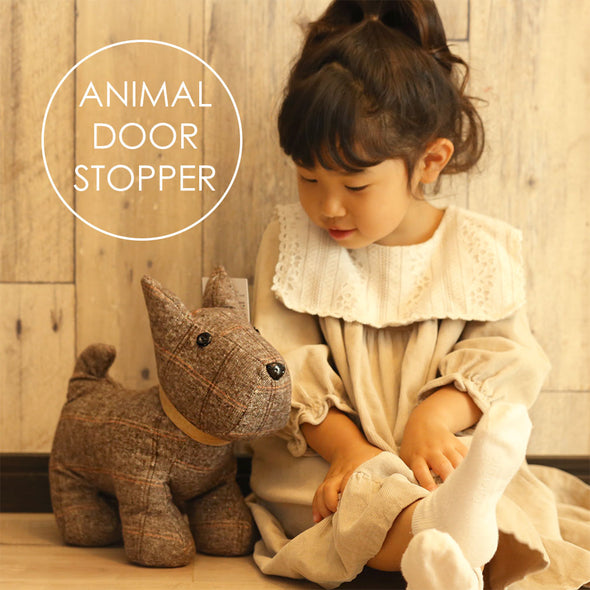 [デバリエ] bzl-27-s1 ドアストッパー 犬 かわいい 開き戸 室内ドア 安全 対策 ぬいぐるみ 布製 子供