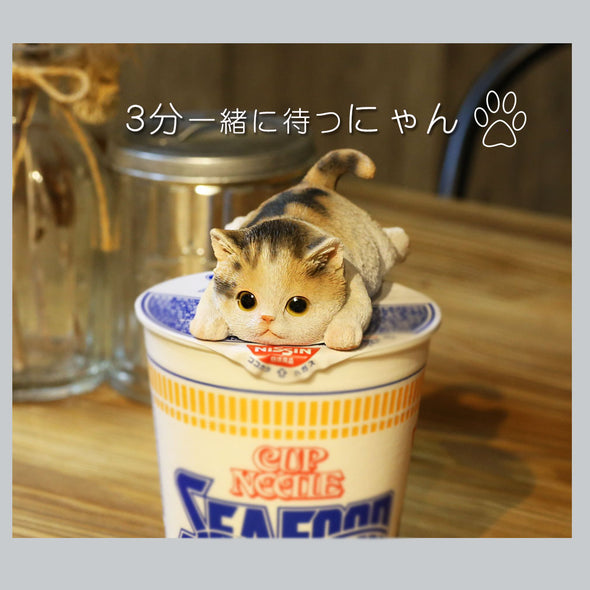 デバリエ ca216y【正規品】猫の置物 茶トラ カップラーメン マグネット レジン製 ギフト 最適なプレゼント